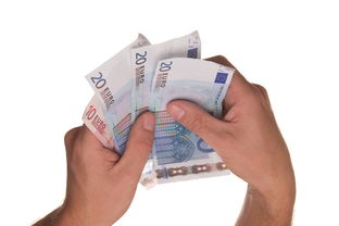 宝宝吃液体钙需要咬破胶囊吃吗 宝宝吃液体钙需要咬破胶囊吃吗